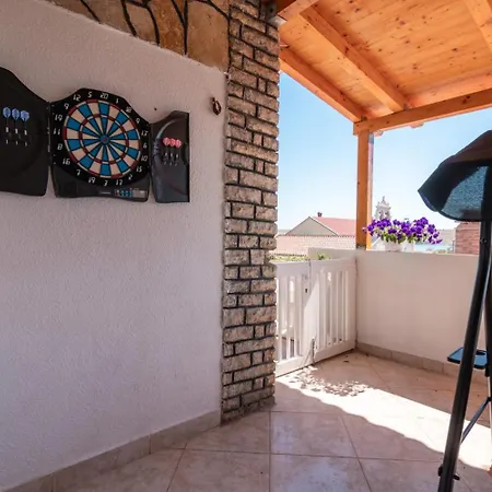Apartment Mojca Pag